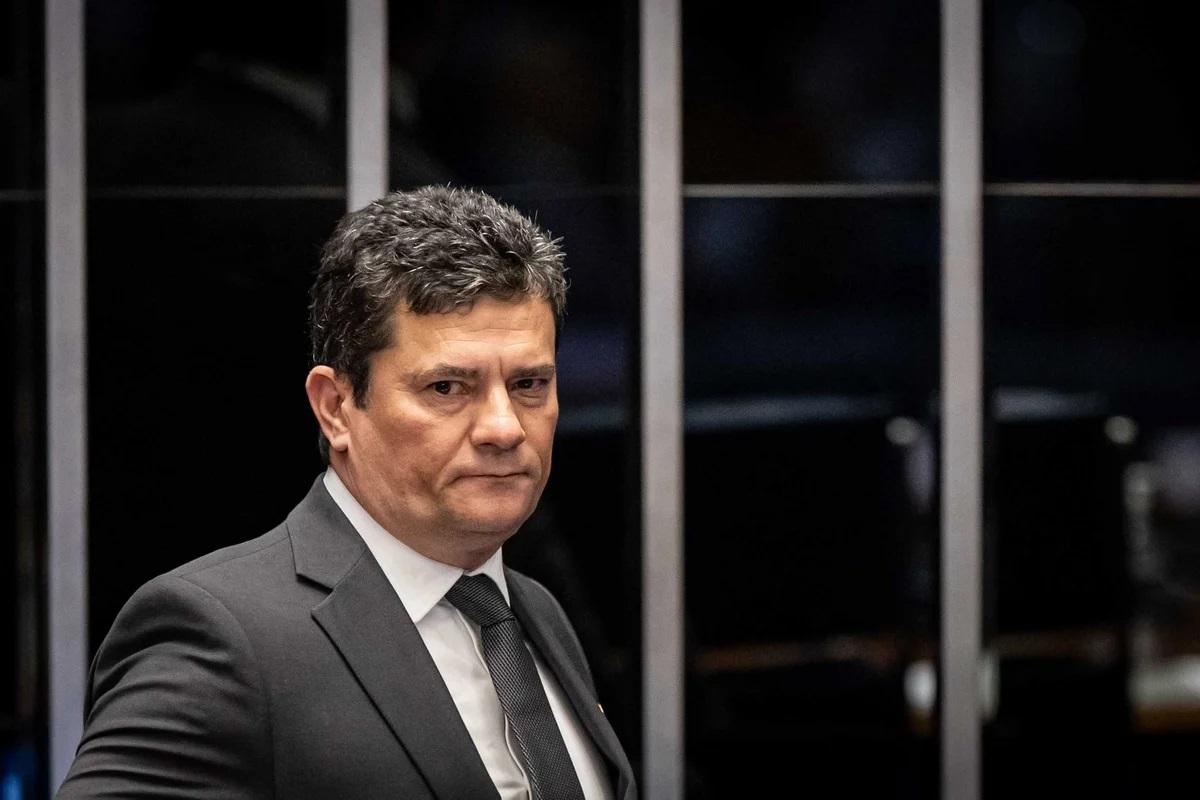 Após Lula citá-lo no JN, Moro ataca: 