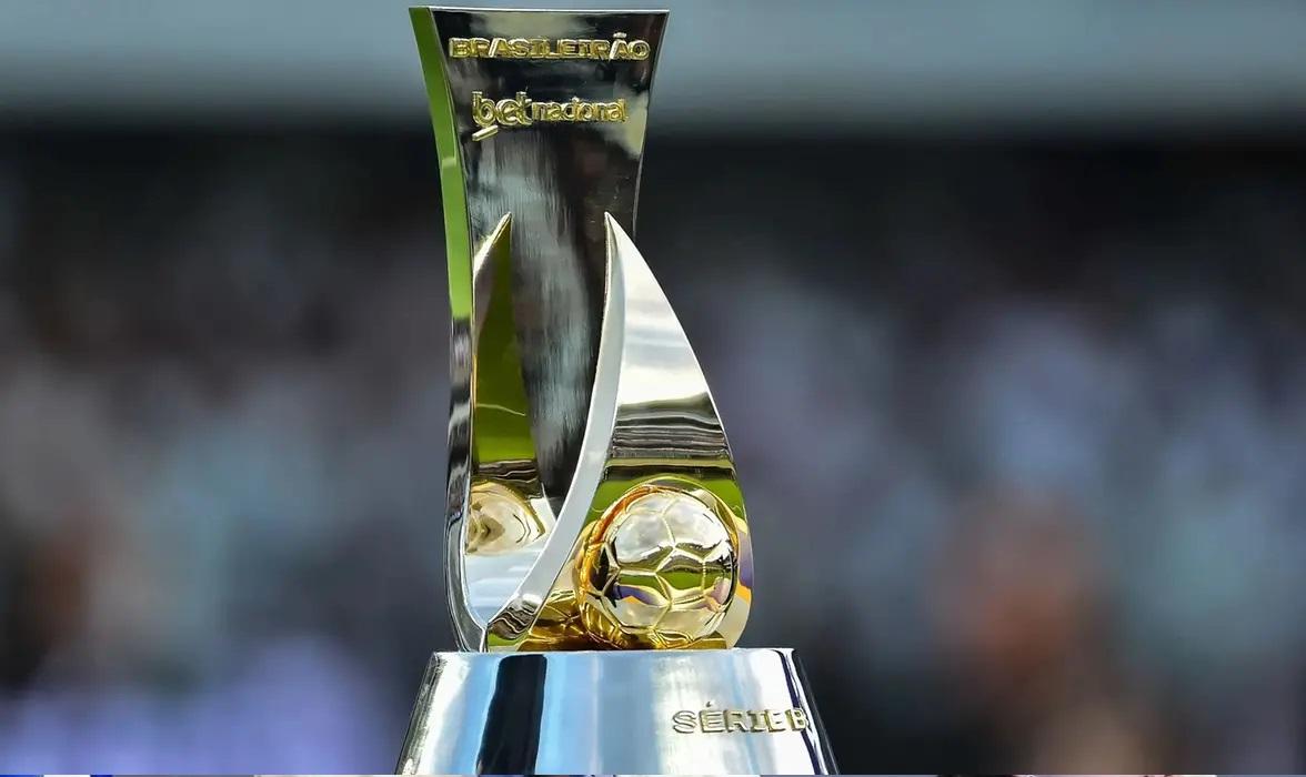 Ceará é o 2º time que mais contratou na janela da Série B; veja ranking com Fortaleza