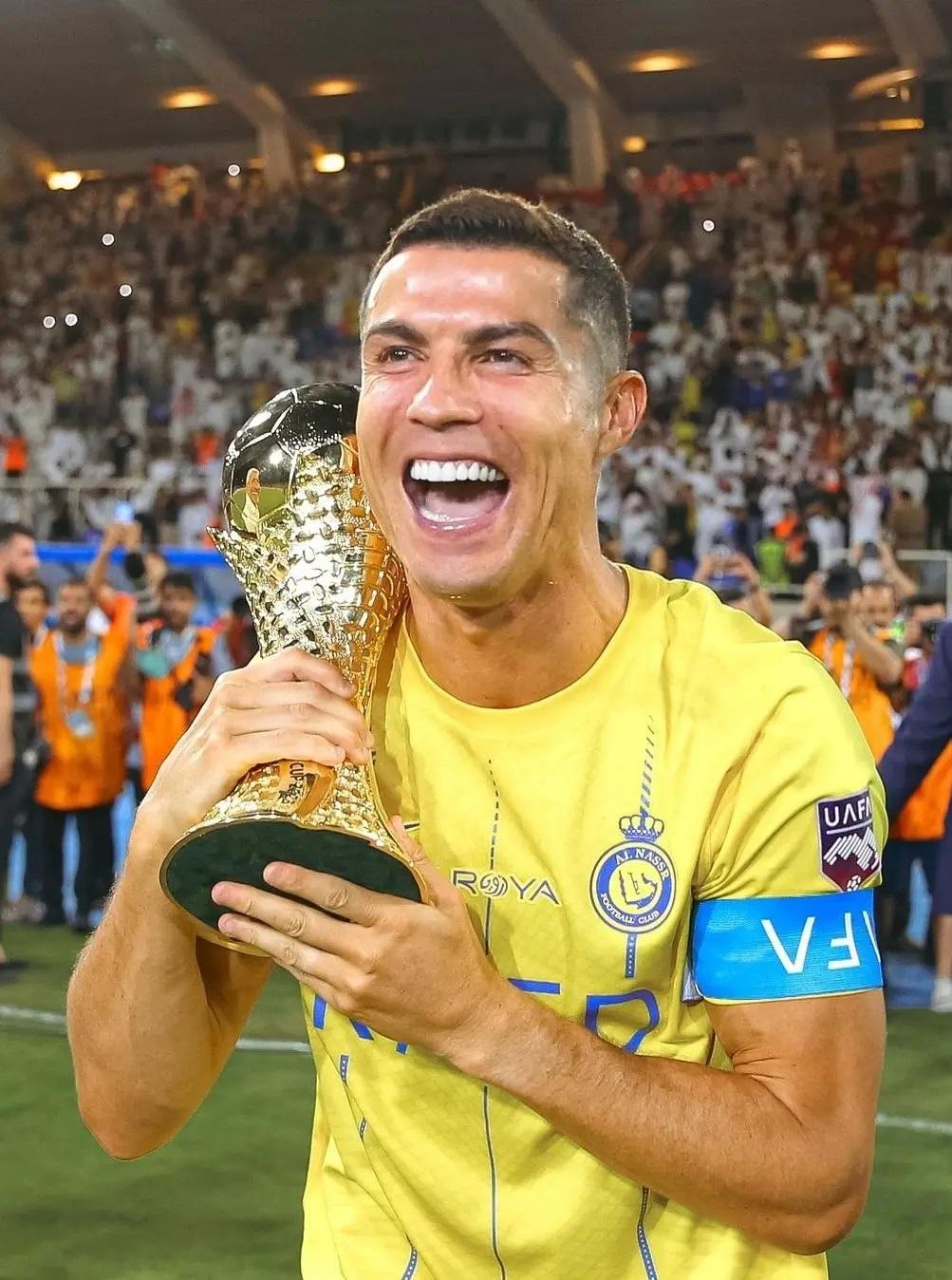 Cristiano Ronaldo indica fim da carreira com missão de chegar aos 1000 gols