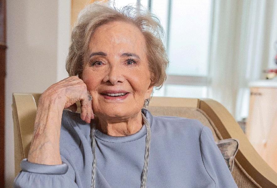 Glória Menezes morre aos 91 anos no Rio de Janeiro; confira a trajetória da icônica atriz