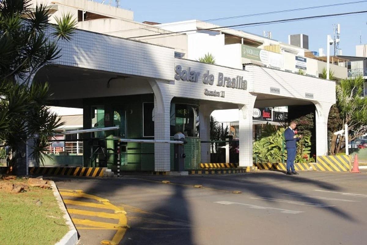Moraes aceita pedido de Bolsonaro para filha receber professor em casa