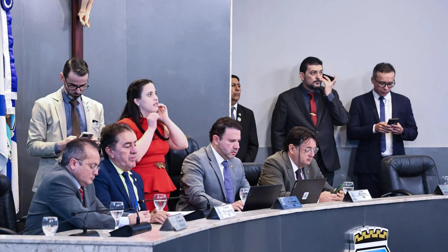 Quase metade dos vereadores de Fortaleza vai concorrer a novos cargos nas eleições deste ano