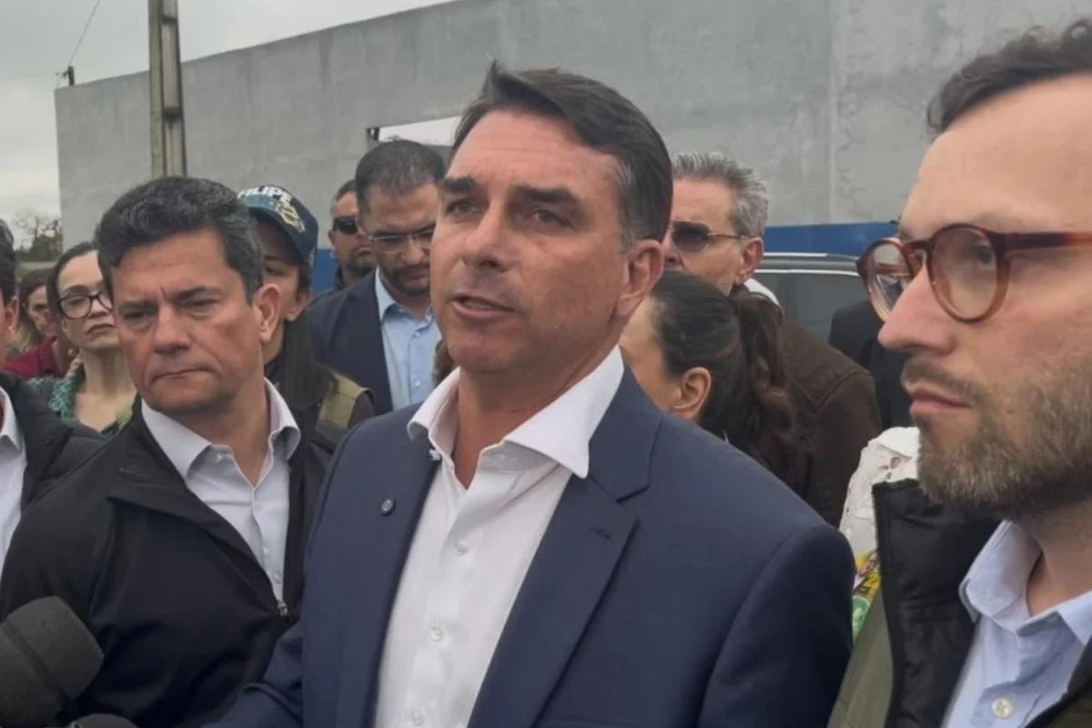 Flávio Bolsonaro volta a MG para motociata em Juiz de Fora