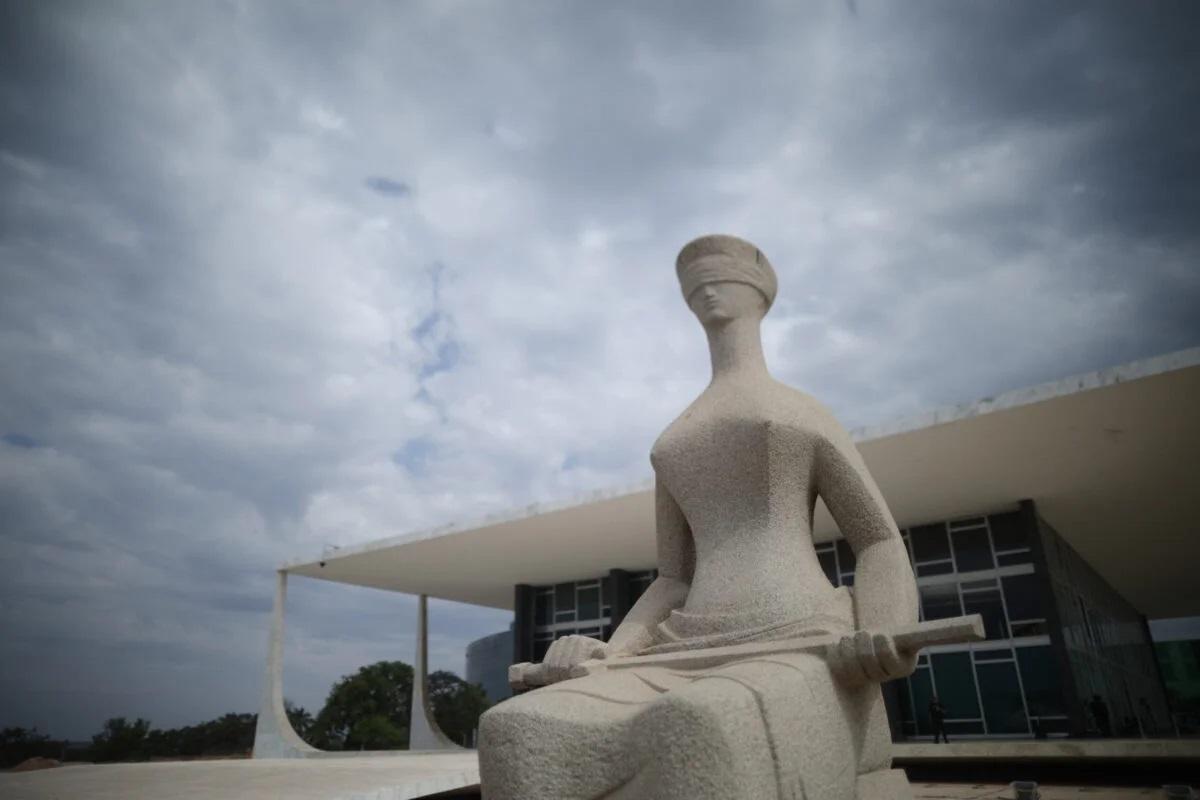 Fux e Kassio antecipam voto e STF tem maioria para afastamento de Andrei