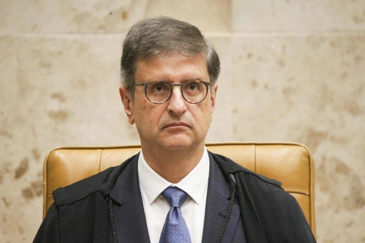 PGR quer nulidade da decisão de Mendonça sobre conversa de Vorcaro e Moraes