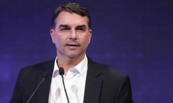 Campanha de Flávio Bolsonaro divulga integrantes da área econômica