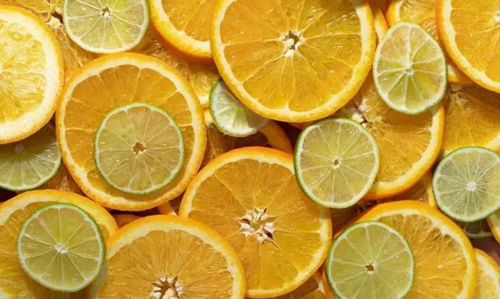 Molécula de frutas cítricas reduz sinais de envelhecimento do fígado