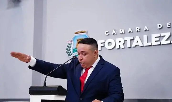 Puxador de torcida organizada do Fortaleza, Popó é empossado em mandato na Câmara Municipal