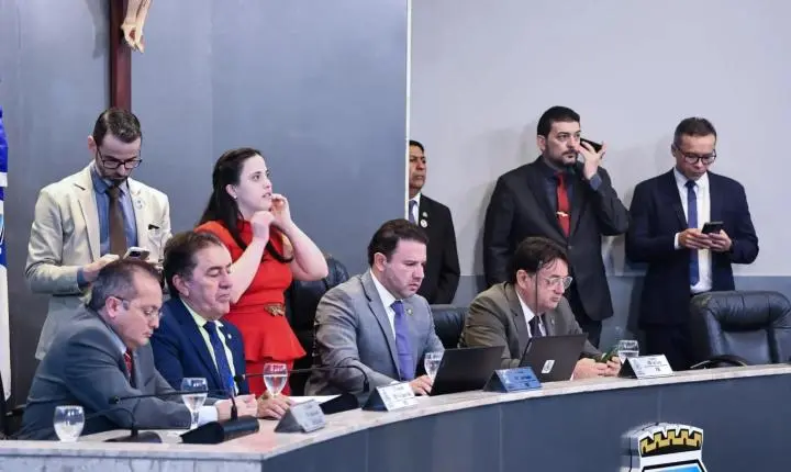 Quase metade dos vereadores de Fortaleza vai concorrer a novos cargos nas eleições deste ano
