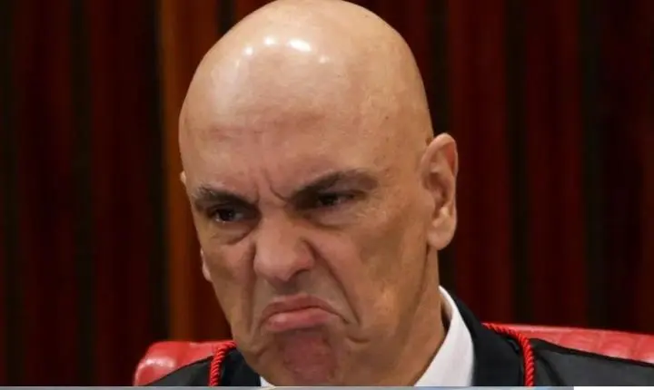 Vorcaro envia cartão de crédito de R$ 300 mil a filhos de Alexandre de Moraes